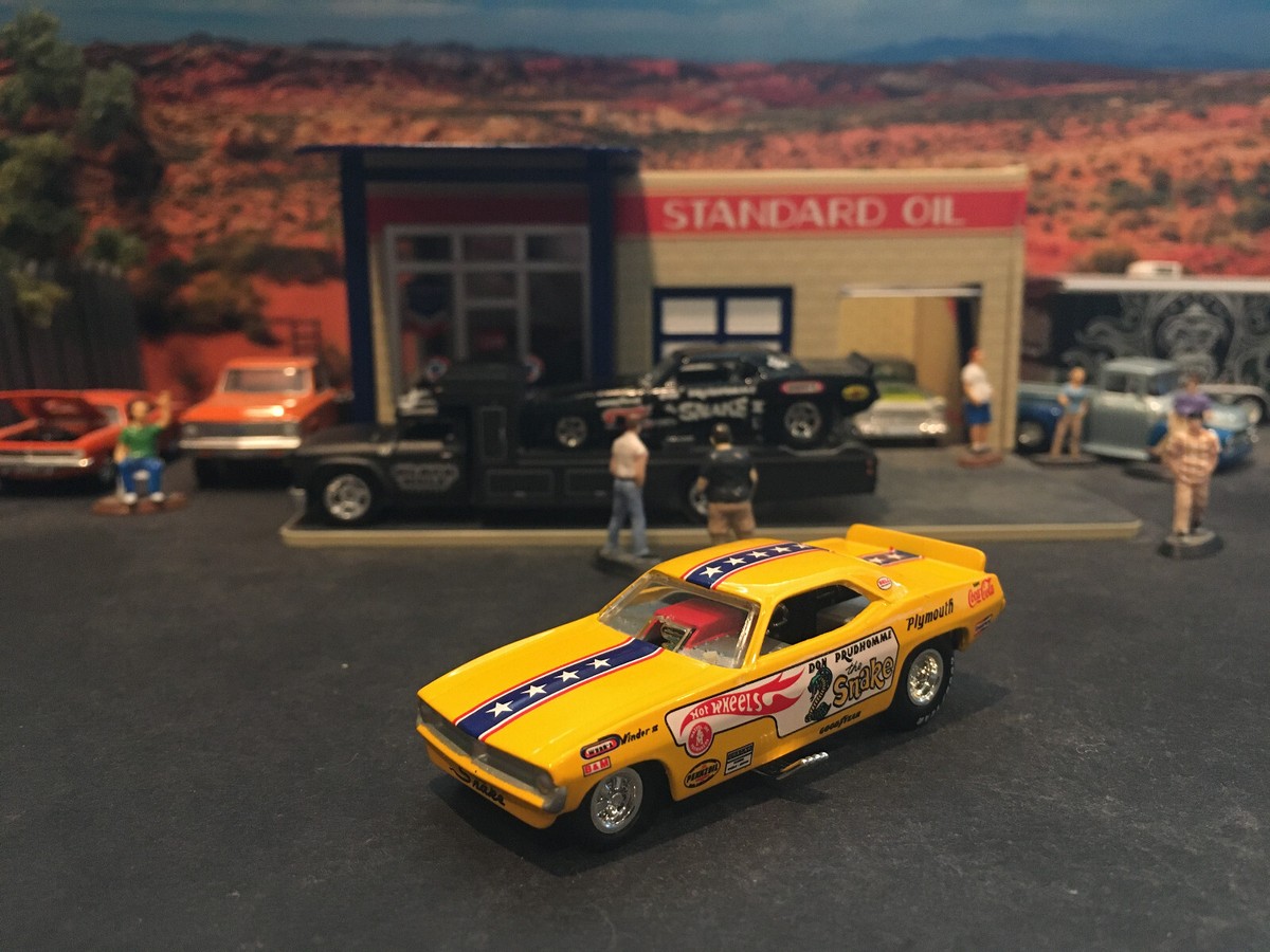 HotWheels Plymouth Barracuda スネーク　ファニーカー 1:64 Hot Wheels LE Don The Snake Prudhomme Plymouth Barracuda