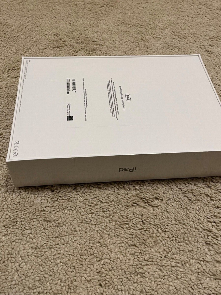 iPad - iPad 8th Generation 32GB シルバー 新品未開封 Apple iPad 8 32GB Value Bundle (Space Gray) (Refurbished