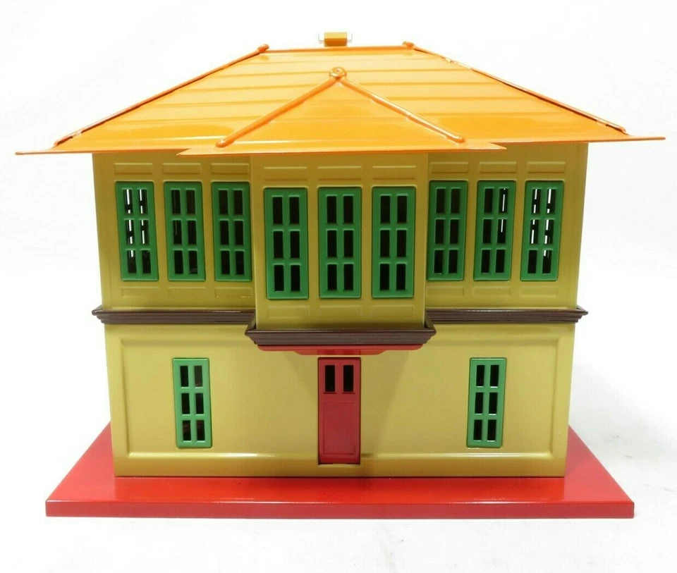 Lionel 6-13804 Orange roof w/red base 437 switch tower NIB - Image 3 of 4