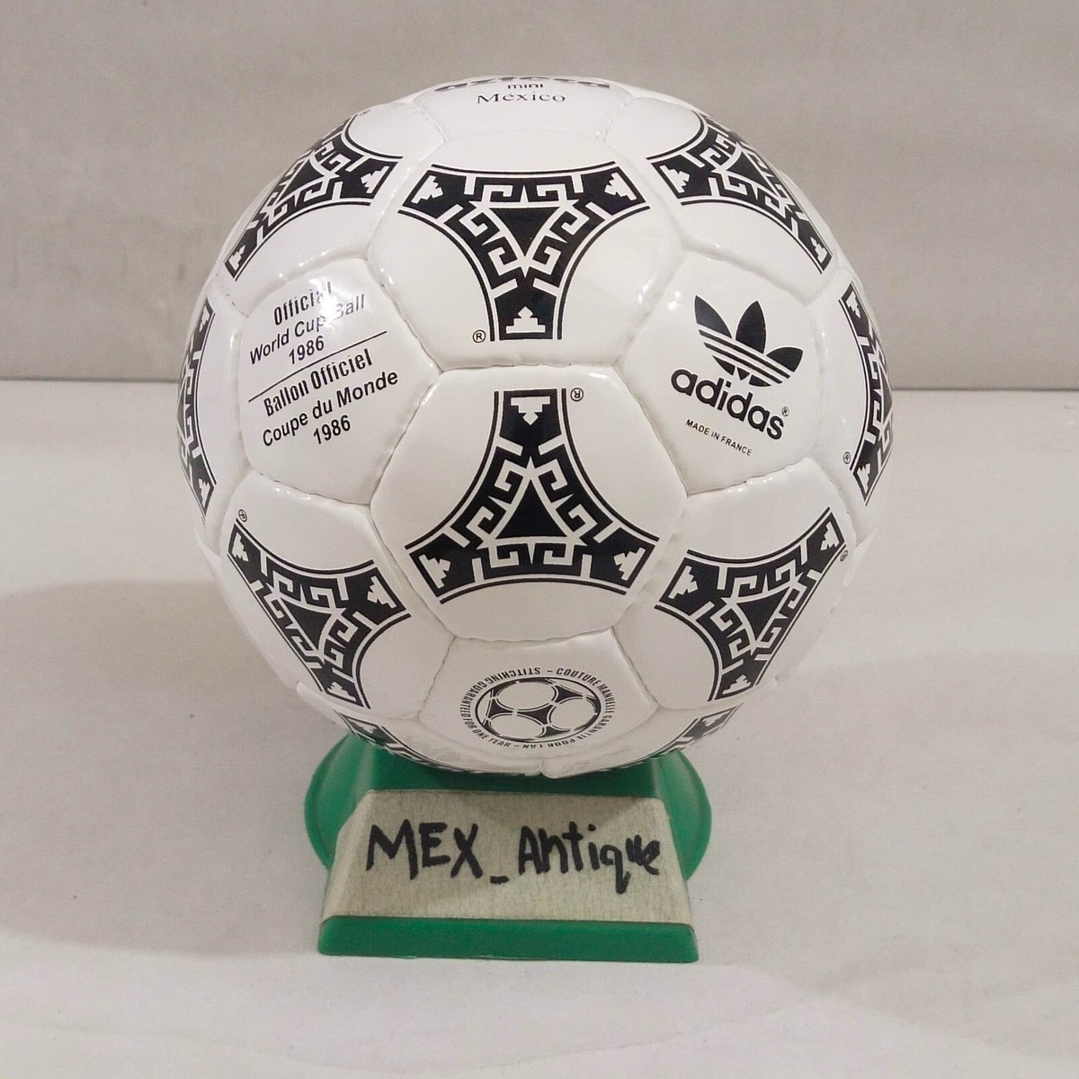 Adidas Azteca Mexico - Official Match Ball - FIFA World Cup 1986