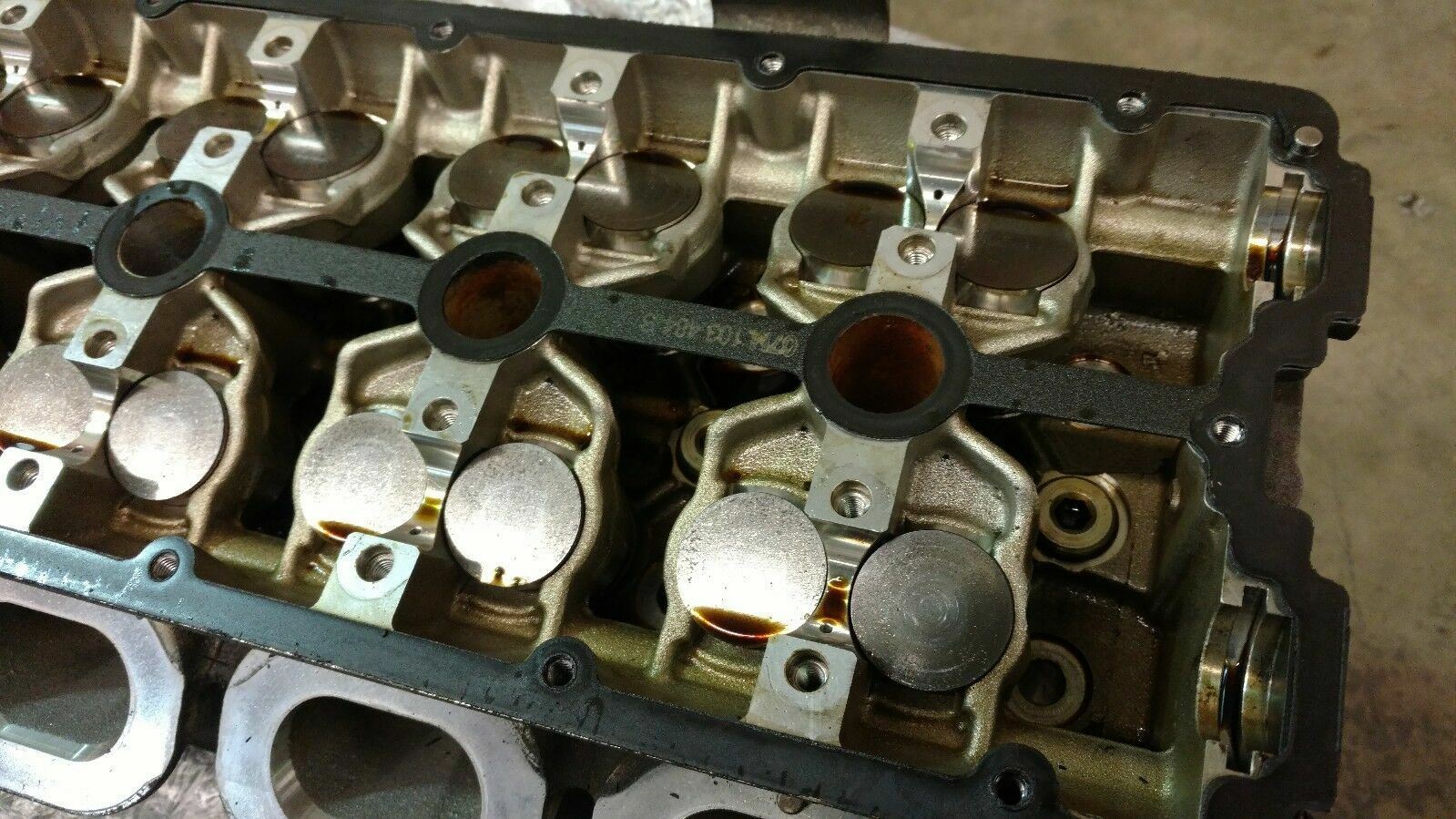 LAMBORGHINI MURCIELAGO LP640 DRIVER LEFT SIDE ENGINE CYLINDER HEAD OEM  46053700