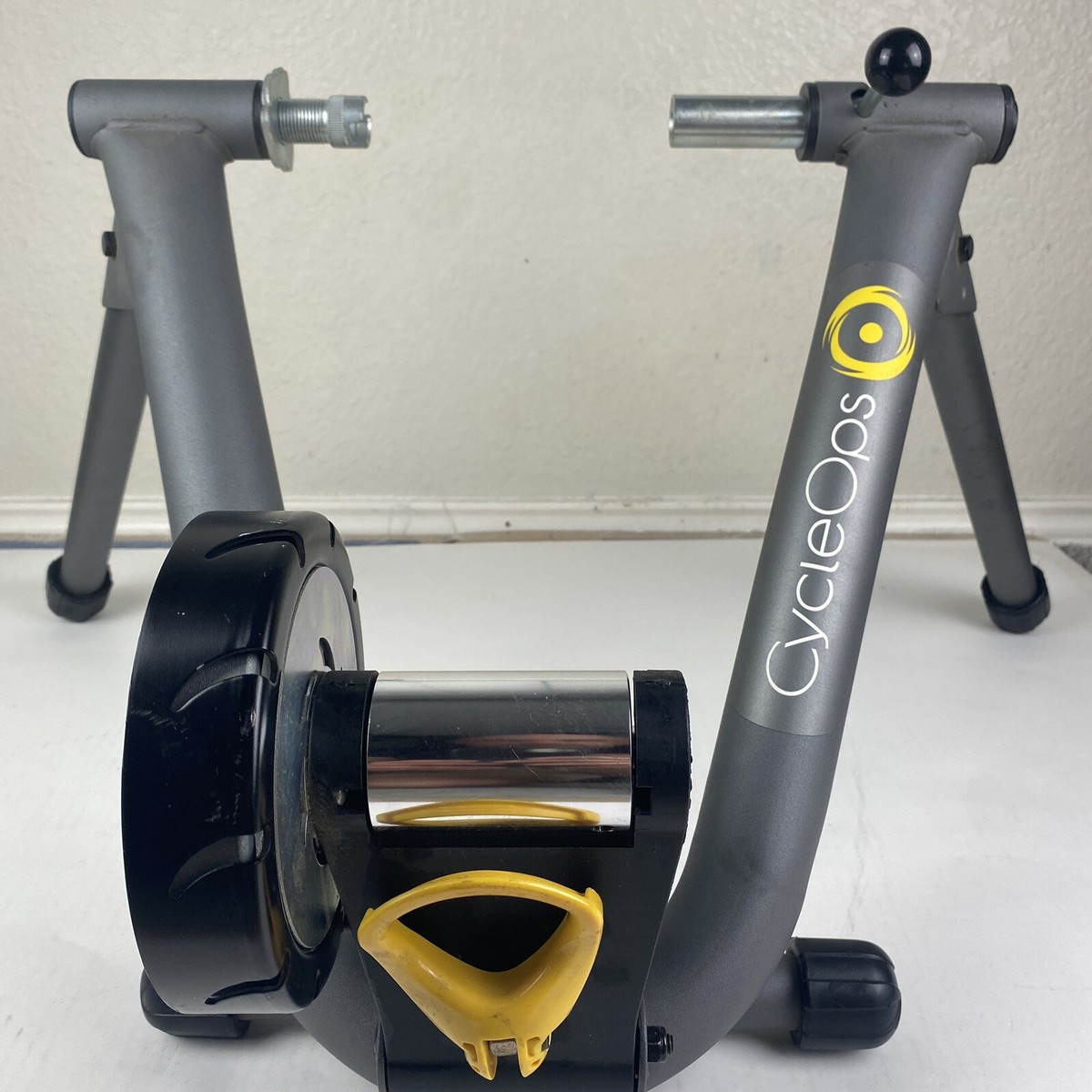 Cycleops Fluid 2 Bike Trainer | eBay Cycleops Fluid 2 Bike Trainer | eBay