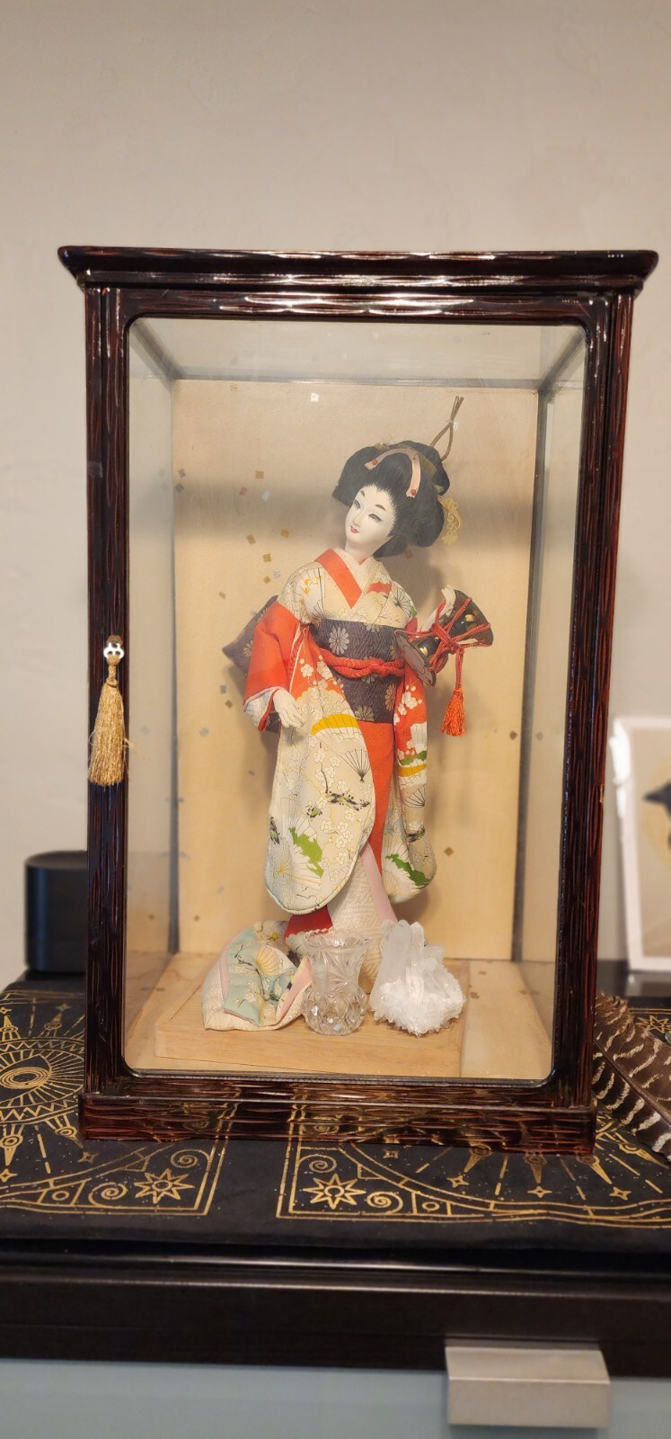 Vintage Japanese Nishi Geisha Doll in Glass Display Showcase Case Japan