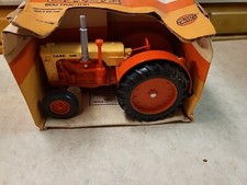 Vintage Ertl Case 600 Tractor-1/16- made in 1986 -diecast - New