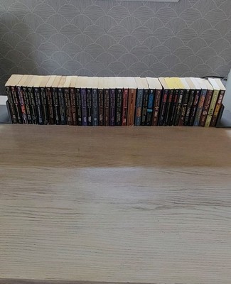 37 Book Lot Star Trek Deep Space Nine Next Generation Voyager PB Sci-Fi Novels