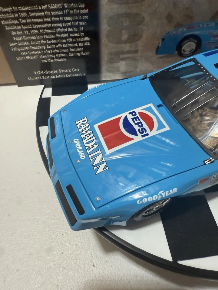 TIM RICHMOND #24 PEPSI 1985 FIREBIRD XTREME 1/24 NASCAR DIECAST Foto 3 de 4
