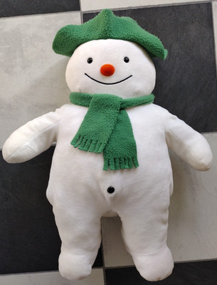 Rare Eden The Snowman 20  Plush Raymond Briggs Green Hat Scarf Large READ-SPOTS