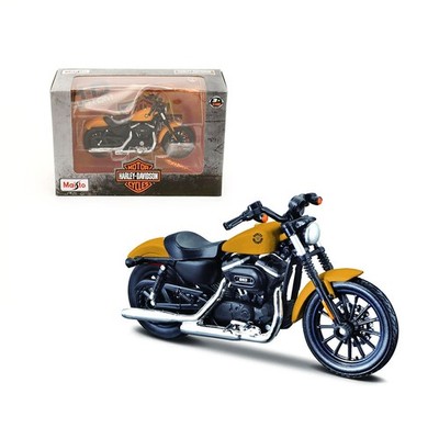 Maisto 1:18 Scale Harley Davidson 2014 Sportster Iron 883 Yellow