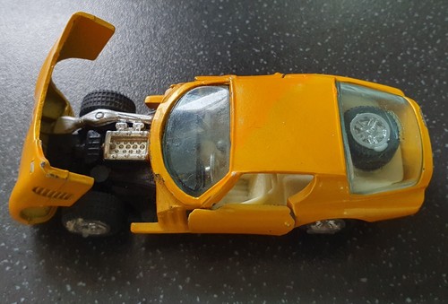 1980s VINTAGE METALLIC YELLOW JOAL 105 ALFA ROMEO GIULIO 1600 DIE-CAST MODEL CAR - Picture 16 of 24