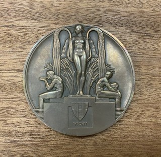Médaille En Bronze Source Des Celestins 1953 Signée R. Cochet