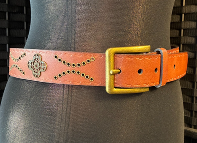Vintage MEDALLION GROMMET BROWN LEATHER BELT 30-34 Medium  display picture 2