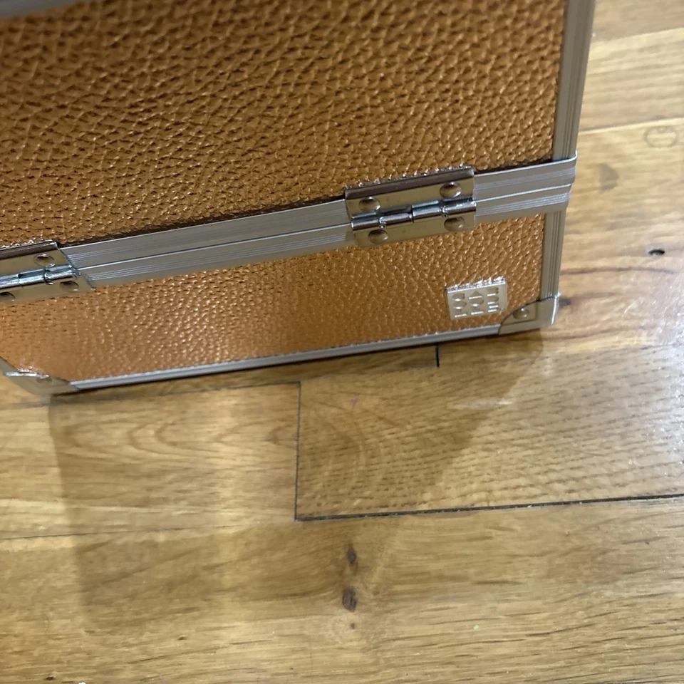 Caboodles Rose Gold Metallic 4 Tray Train Case NWOT No Key - Image 3 of 4