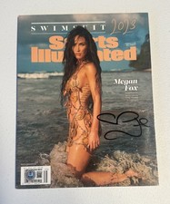 MEGAN FOX SIGNED SPORTS ILLUSTRATED SWIMSUIT ISSUE BECKETT BAS 2