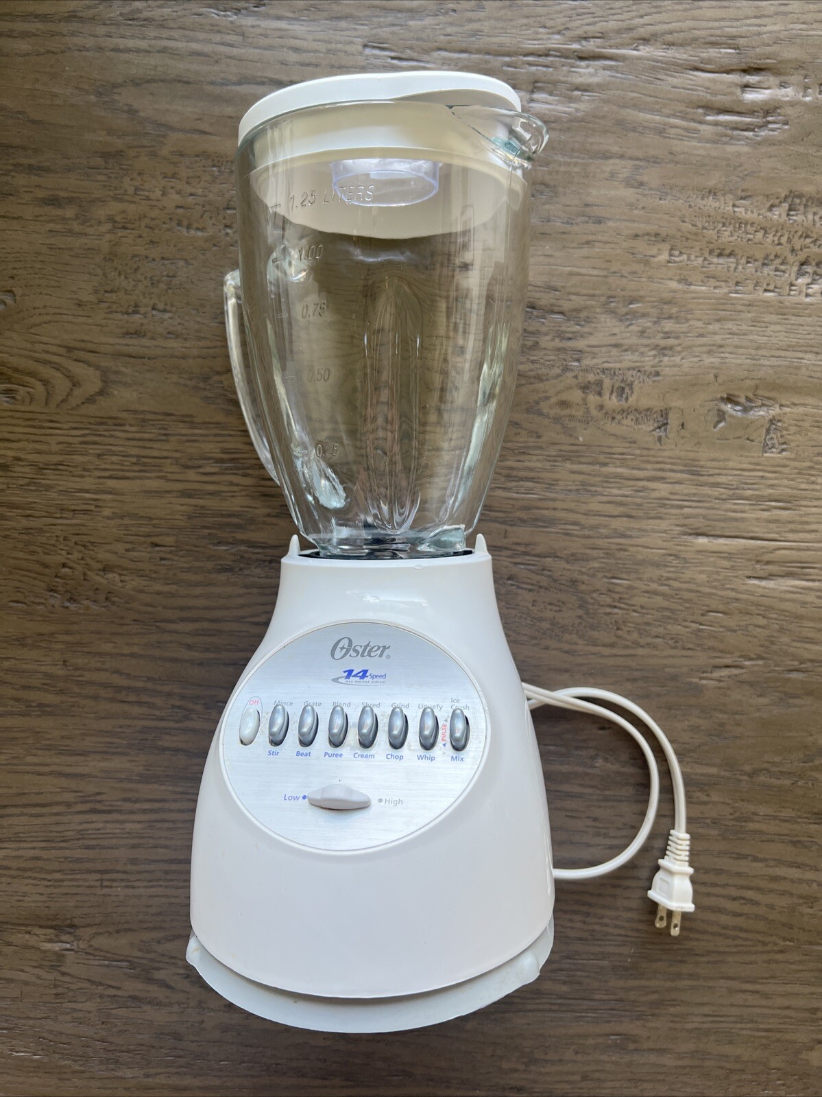 Oster 6694 Blender 14 Speed All Metal Drive 6 Cup Glass Pitc