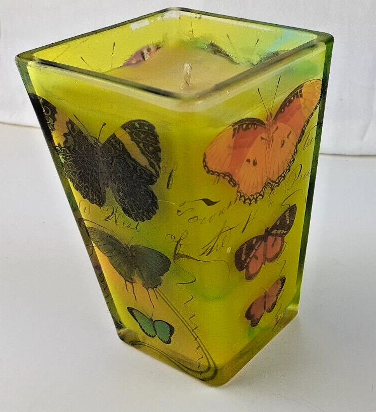 Vela de vidrio Fring Studio Chartreuse hoja verde mariposa Foto 2 de 4