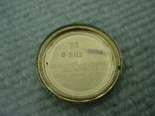 NICE VINTAGE BULOVA ACCUTRON 2183 RUNNING, COPPER DIAL !!!! N1 DATE 1971 - Picture 9 of 10