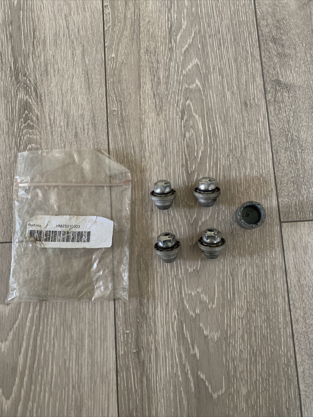 Genuine Hyundai Locking Wheel Nuts HMZ5310003 eBay