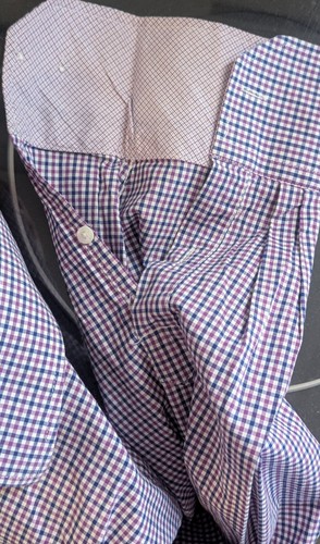 English Laundry men's dress shirt size 32/33, 17" neck - very lighly worn - Picture 4 of 6