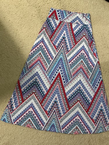 By & By Girls' Blue Red White Geometric Maxi Skirt Size Medium 10 12 - Picture 6 of 7