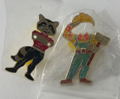 Odyssey Of the Mind Illinois Omer Mascot Paper Doll Costume Outfit 2 Pin Set Lot
