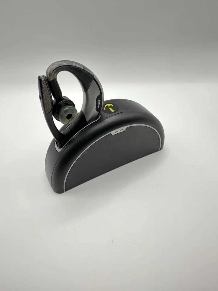 Jabra Motion UC MS Wireless Bluetooth Headset With Link 360 USB Adapter & Case - Image 3 of 4