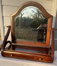 Beautiful Ethan Allen British Classics Vanity/Shaving Mirror #29-5400 Fin. #260