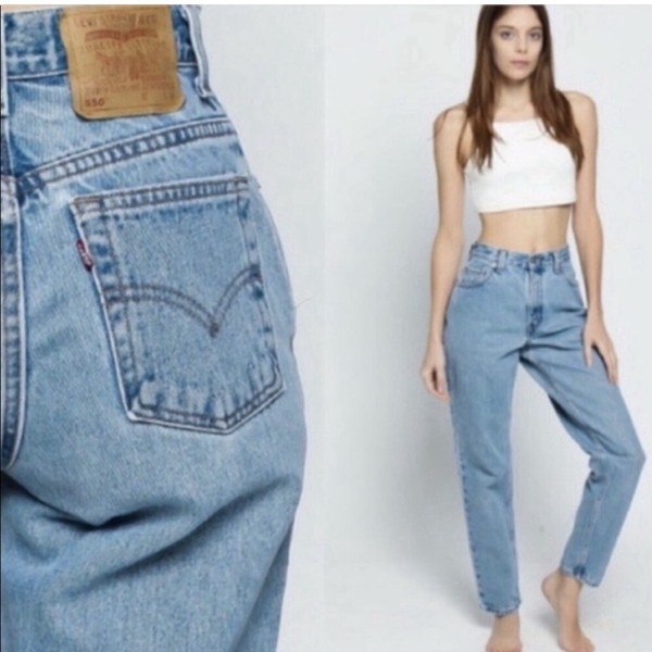 RARE Vintage Levi’s ‘Relaxed Fit Tapered Leg’ size 10 REG S