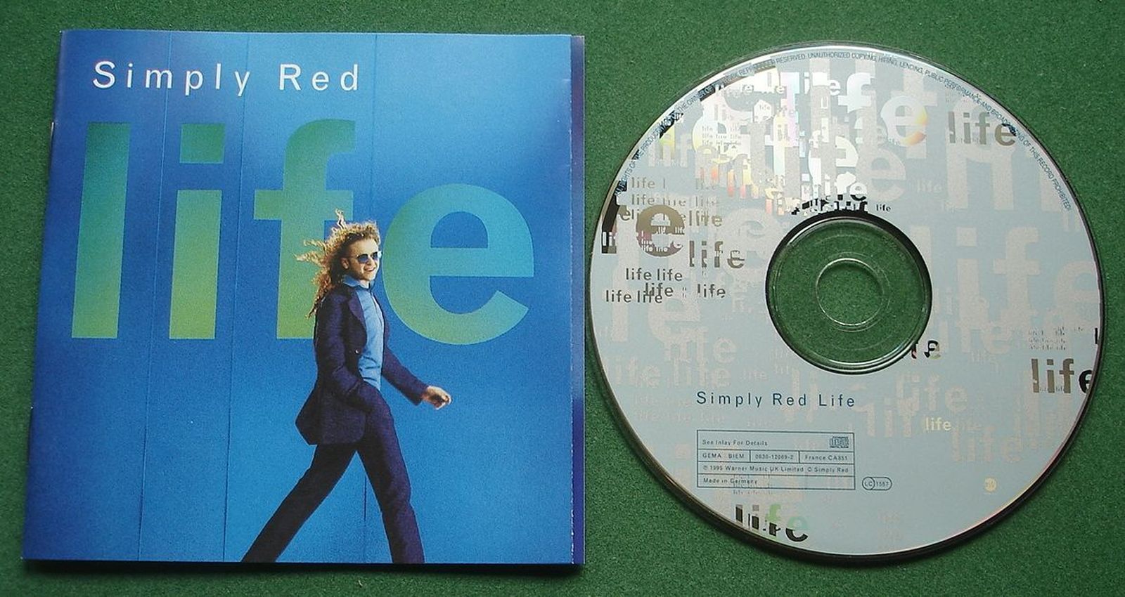 Simply Red Life inc Fairground / So Beautiful + CD