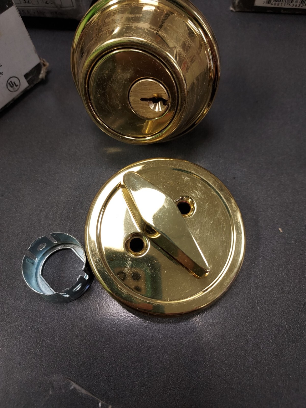 Uscan D130 Series Single Cylinder Deadbolt 900-692 605 Polished Brass