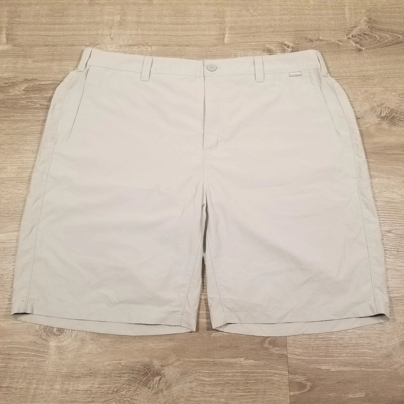 Simms Fishing Shorts Men's Size 40 Superlight Khaki Stretch Performance