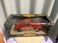ERTL American Muscle Chevrolet 3100 Cameo Pickup Red QYCNJ9