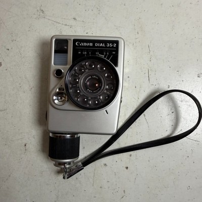 Canon Dial 352 Silver Half Frame SE 28mm f28 Portable Compact Film Camer G2U