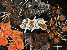 NEUF 77 pièces cure-dents Halloween cure-dents cupcake pics toppers crâne astuce traitement citrouille