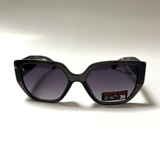GUESS Black Butterfly Sunglasses for Women for sale | eBay display picture 2