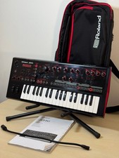 Roland JD-XI Keyboard Synthesizer - w/ Bag, manual, and power
