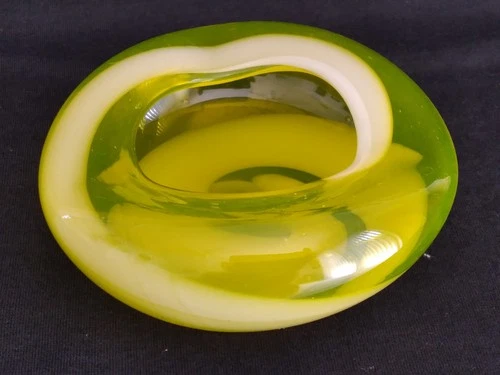 Vintage MURANO Style Yellow & White Cased Art Glass Decorative Ashtray / Bowl