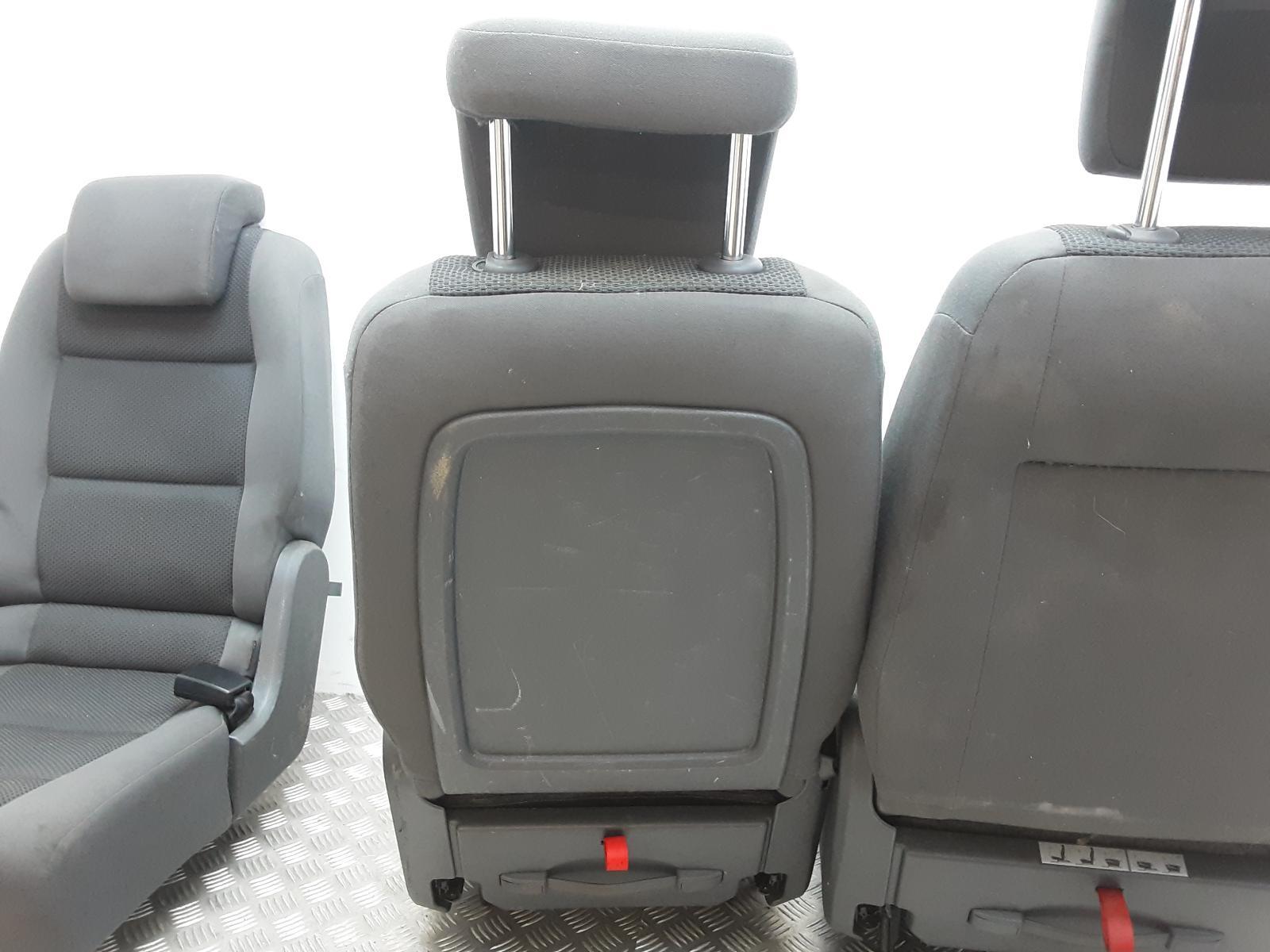 VW TOURAN 2010 1T Facelift Front And Middle Row Cloth Seats eBay