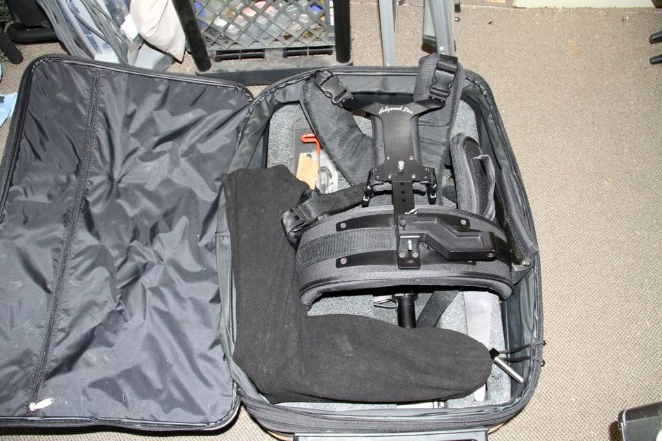 Hollywood Lite/Varizoom Running Rig Video Stabilizer Full Kit - Image 2 of 4