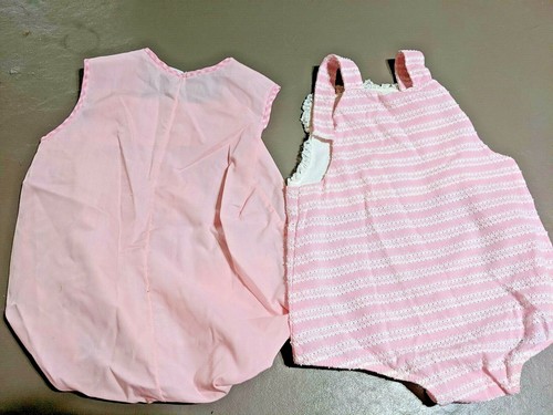 Lotto 2 pezzi vintage da 3 a 6 mesi pagliaccetti rosa per bambini, tute da salto pezzo unico - Foto 2 di 8