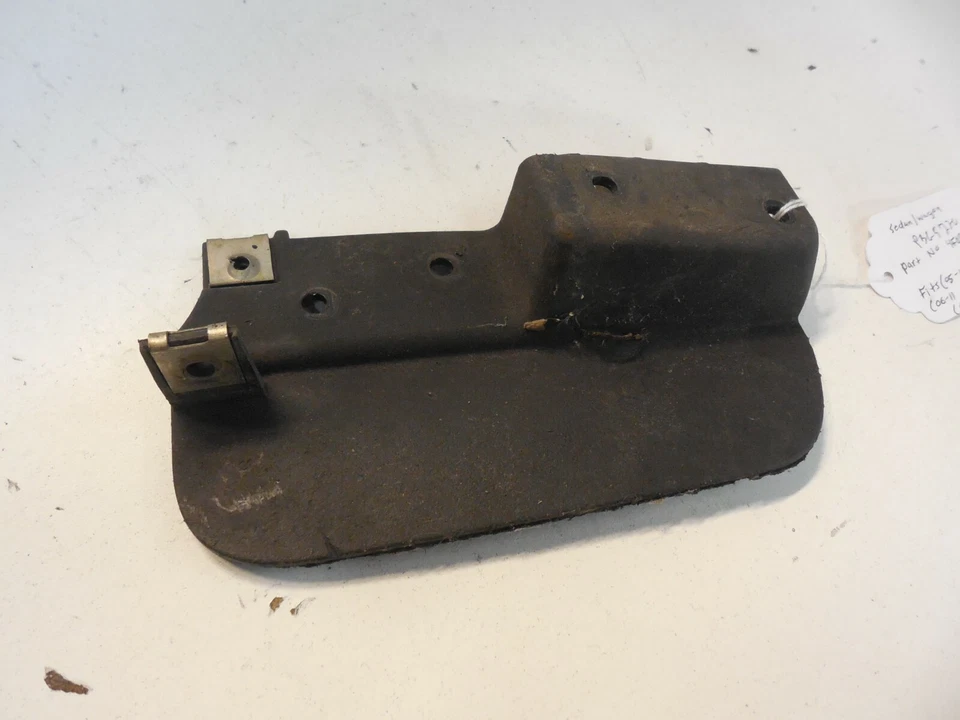 05-11 Alerón trasero izquierdo Audi A6 Quattro A6 C6 Sedán Foto 2 de 4