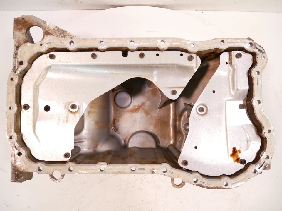 cárter de aceite para VW Volkswagen Touareg 2005 7L 3,2 V6 BMV 220 - 241HP Foto 4 de 4