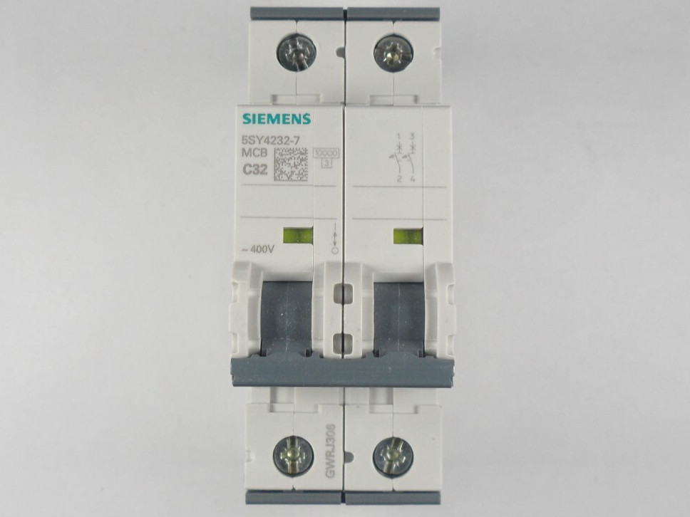 Siemens 5SY4232-7, Circuit Breaker, 5SY4 Series, 32A, 2 Pole, 400V AC