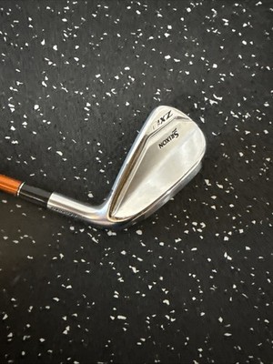 Srixon ZXiU Utility 4 Iron 22* Tour AD Graphite Design AD 95 X