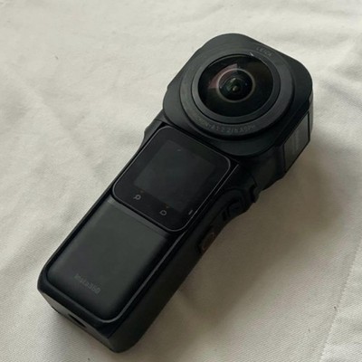 Insta360 ONE RS 1 Zoll 360 Edition Kamera 360 Grad tragbar gebraucht aus Japan