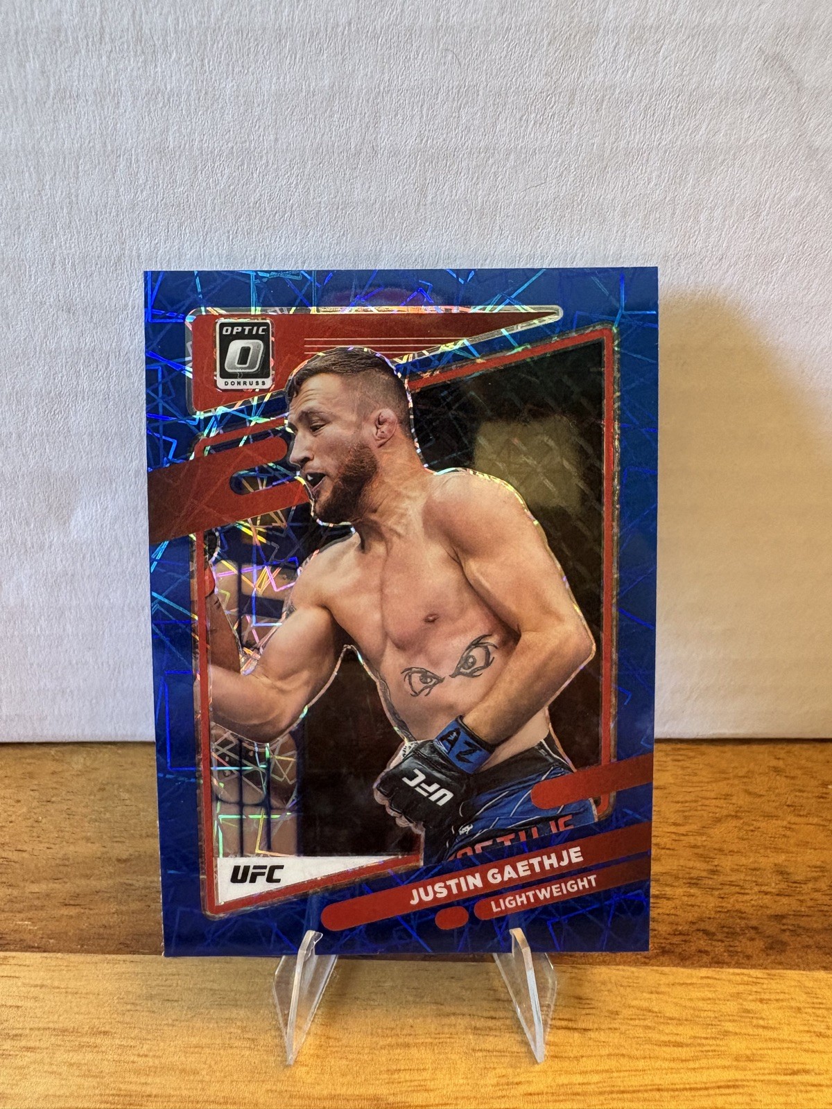 2022 Panini Donruss Optic UFC - Justin Gaethje #98 Blue Velocity Prizm