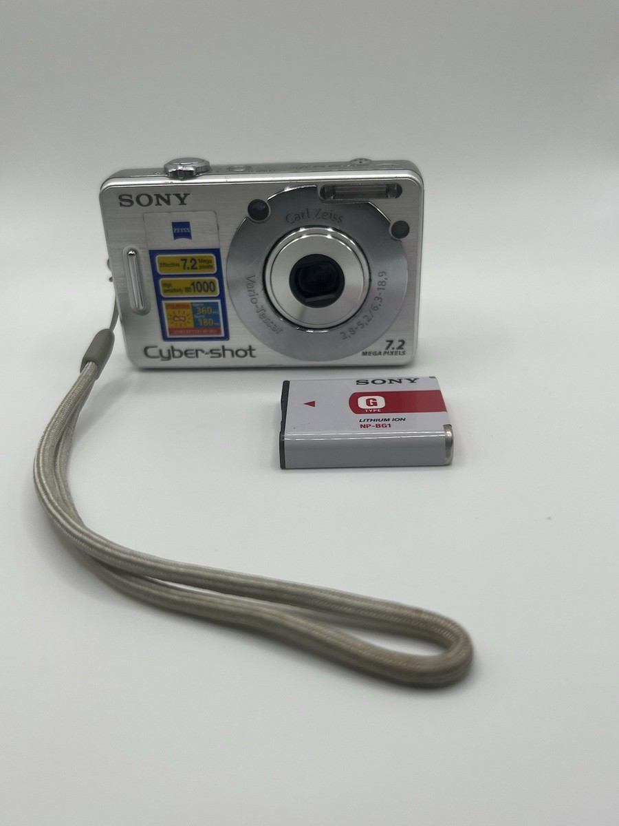 Sony Cyber-shot 7.2 デジタルカメラ Sony Cyber-shot DSC-W7 7.2MP Digital Camera - Silver for
