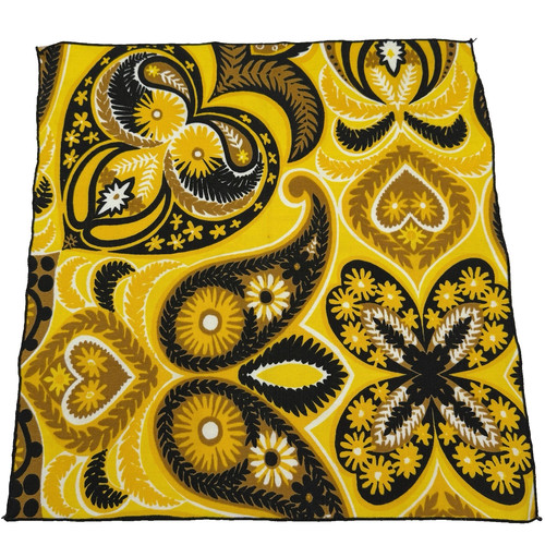 Vera Neuman Square Cotton Napkins Set of 7 Yellow Black Paisley Floral 15" x 16"