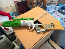 Star Wars Boba Fett Rifle Replica - Green Tan White Gray Orange
