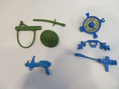 Vintage Playmates TMNT Accessories Wacky Weapon Gun/Shield/Sword Sheath/Nunchuck