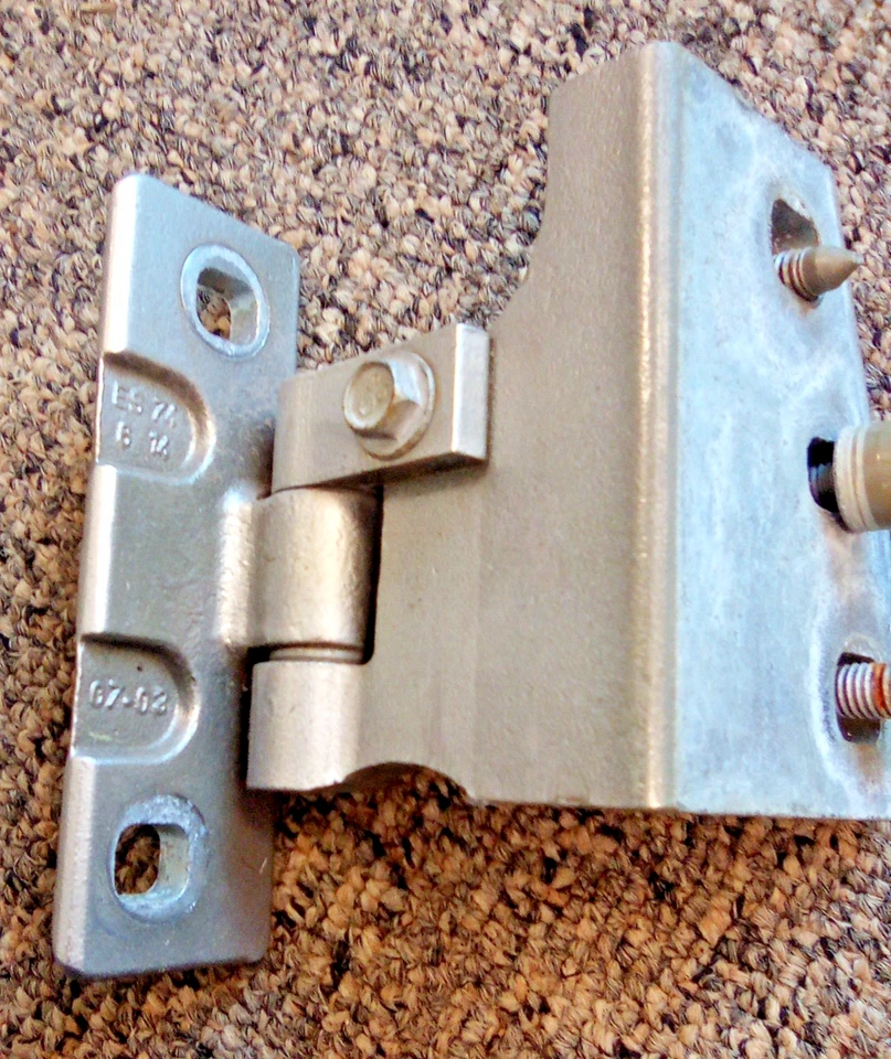 Pontiac Grand Prix 2004-08 puerta trasera conductor bisagra superior FC-44DG Foto 4 de 4